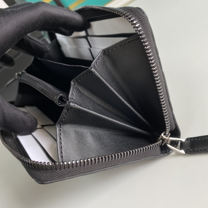 Handbag Gucci 307987 size 19*10*2.5 cm