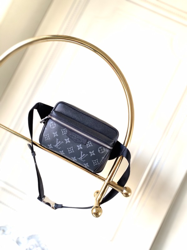 Handbag Louis Vuitton M30245 size:21.0 x 17.0 x 5.0 cm