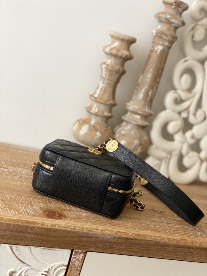 Handbag Chanel 2858 size 14x10x7 cm