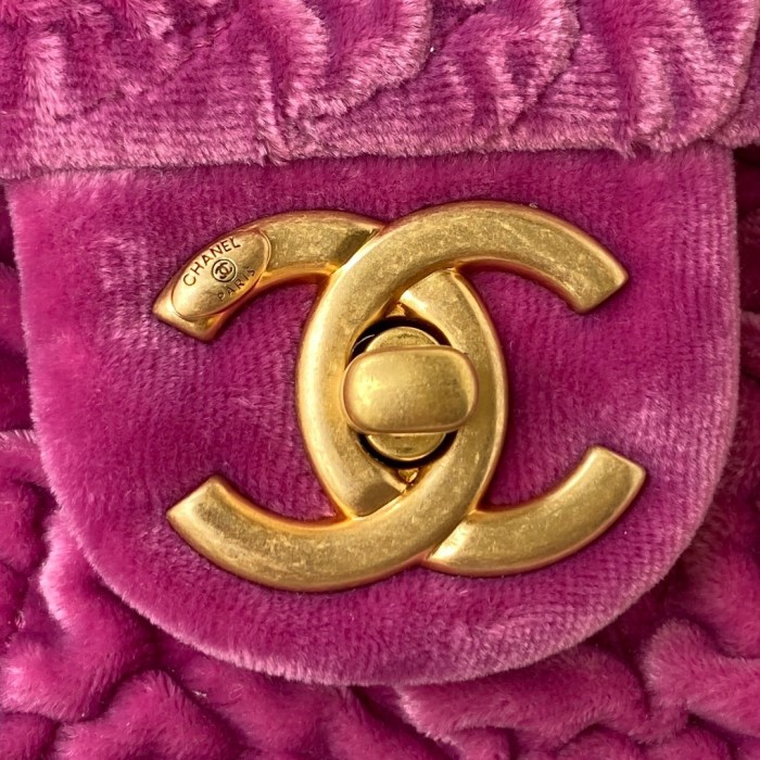 Handbag Chanel AS2619 size 14X19X8 cm