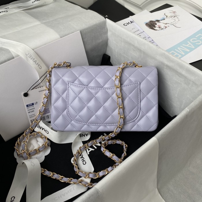 Handbag Chanel size 20 cm