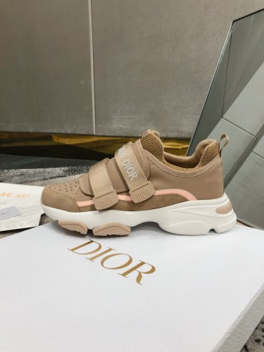 Dior D-Wander Sneaker 4
