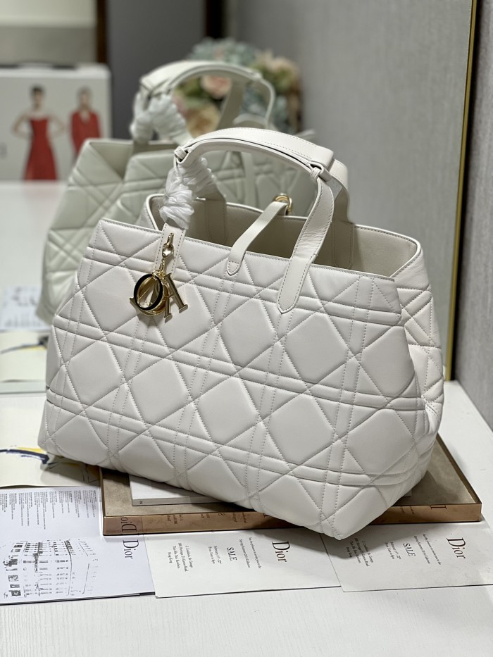 Handbag Dior 1188 size 37×43×22 cm
