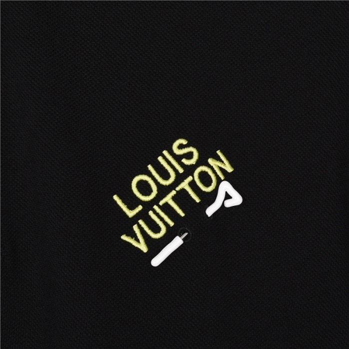 Clothes Louis Vuitton 200