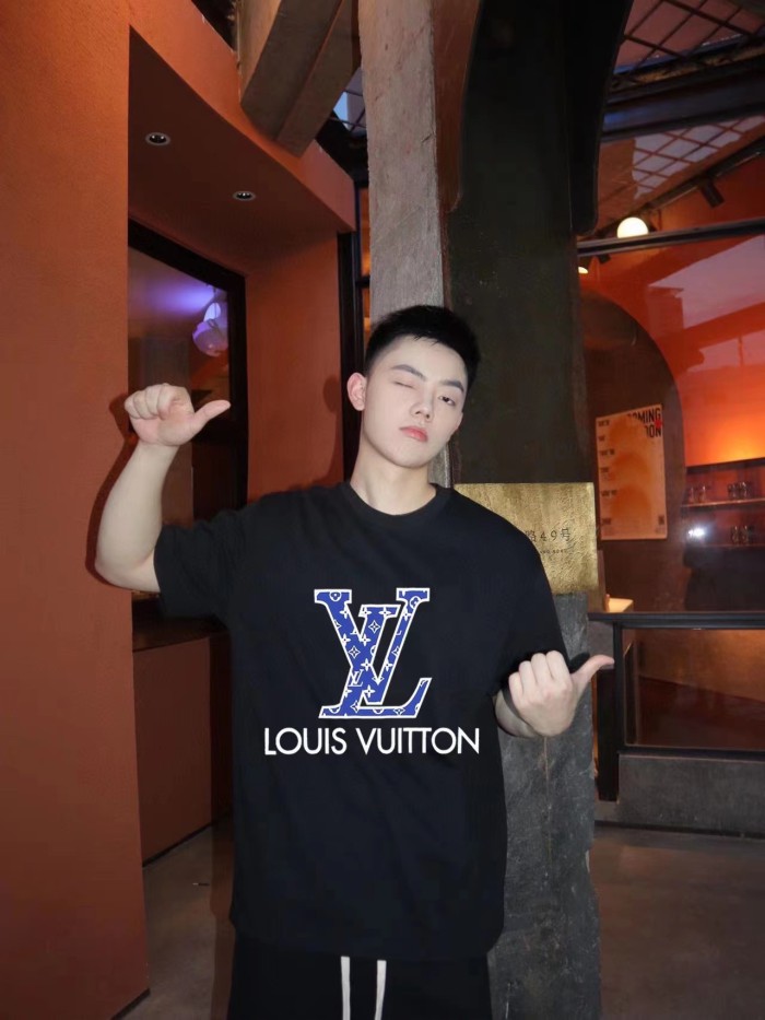 Clothes Louis Vuitton 294