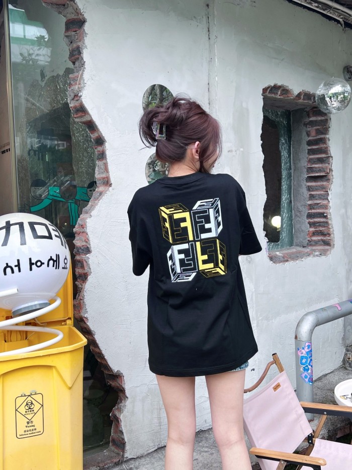 Clothes Fendi 67