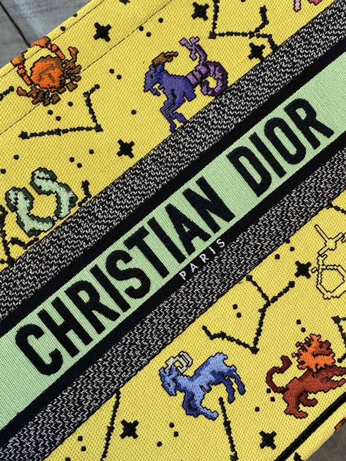 Handbag Dior size 36*18*28 cm