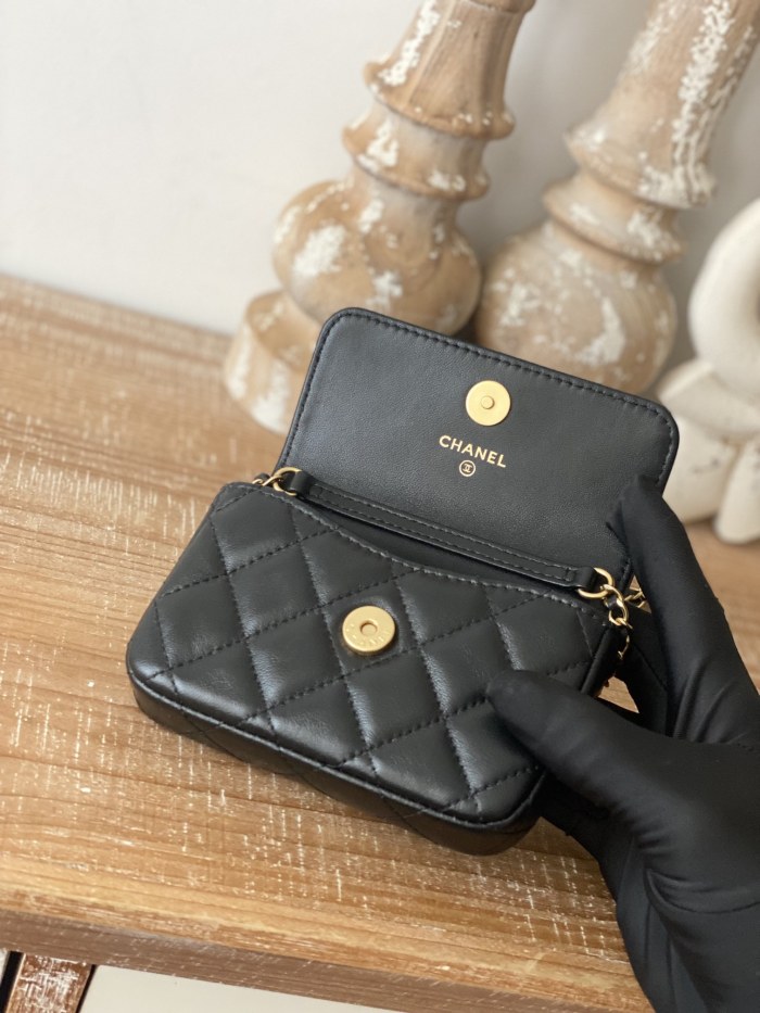 Handbag Chanel 81228 size 12.5 cm