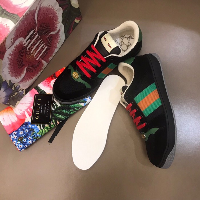Gucci Screener GG Canvas 15