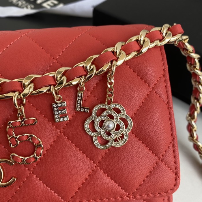 Handbag Chanel AP1960 size 12.3×19.2×3.5 cm