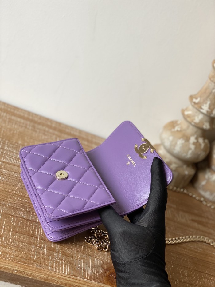 Handbag Chanel 81197 size 9.5×13×6 cm