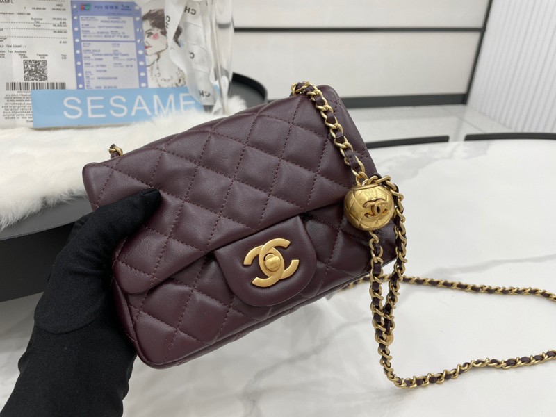 Handbag Chanel AS1786 size 18×13×7 cm