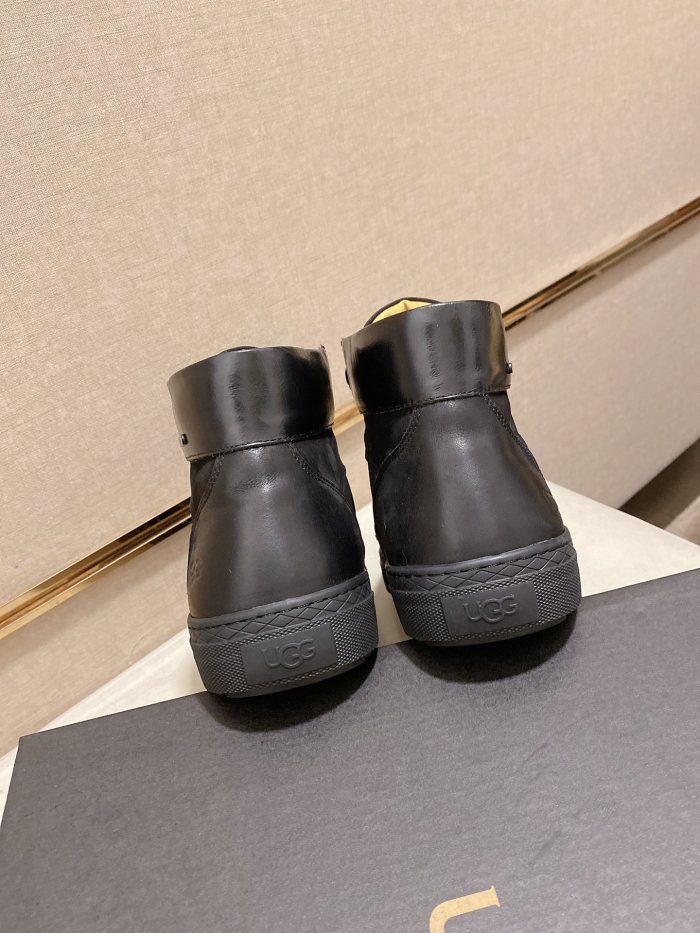 UGG Sneaker 55