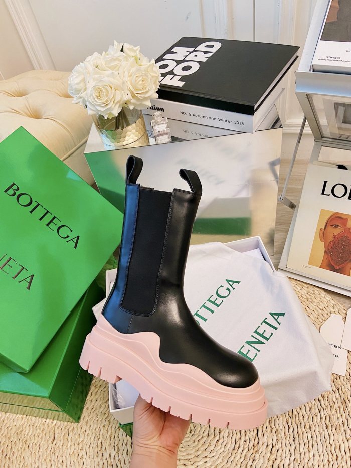 Bottega Veneta Boots 32