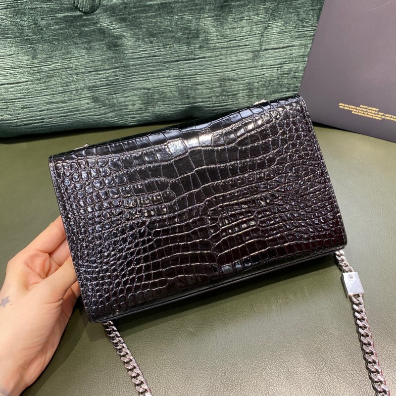 Handbags SAINT LAURENT 469390 size 23x16x6 cm