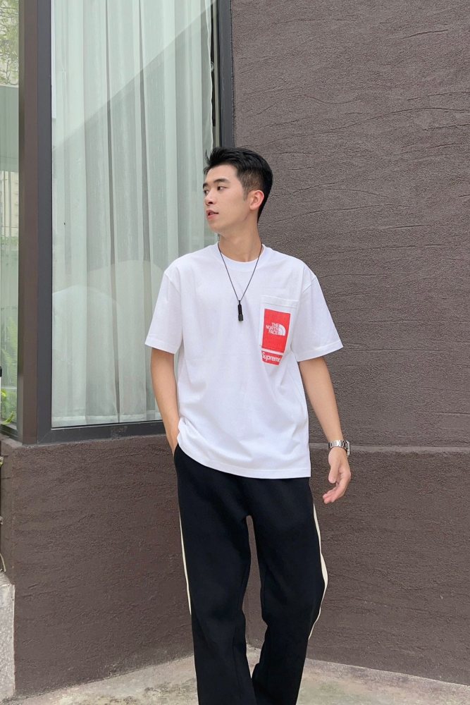 Clothes Supreme x The North Face 2