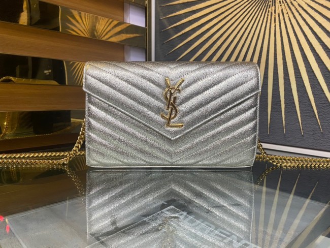 Handbags SAINT LAURENT 377828 size 22.5x14x4 cm