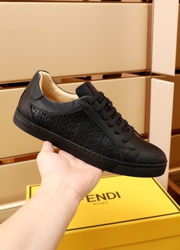 Fendi Low Top Sneakers 11