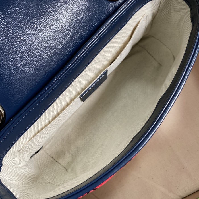 Handbag Gucci 446744 size 22*13*6 cm