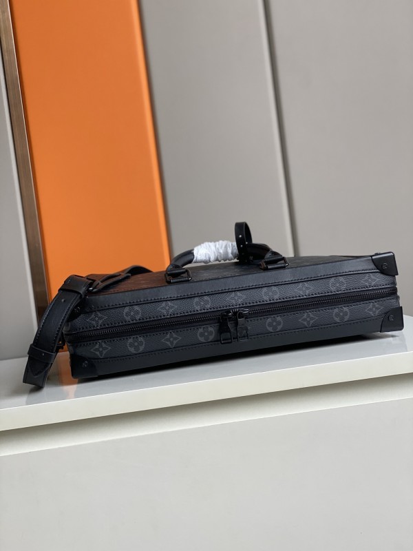 Handbag Louis Vuitton M44952 size 29.0 x 38.0 x 8.0 cm