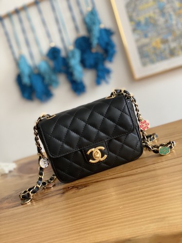 Handbag Chanel AS3738 size 12.5*16*6 cm