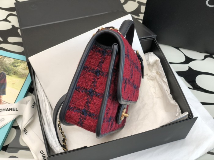 Handbag Chanel size 25*21*7* cm