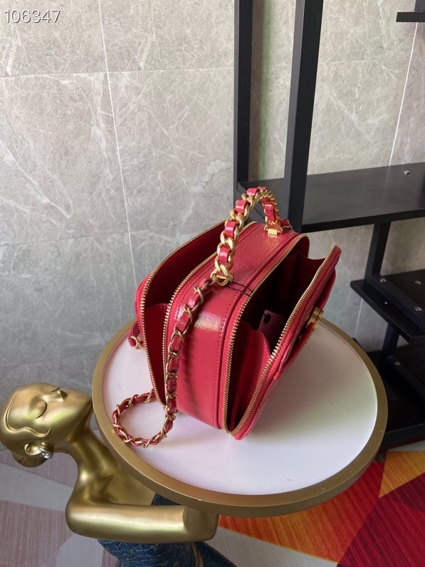 Handbag Chanel S2179 size 13.5X18.5X7．5 Cm