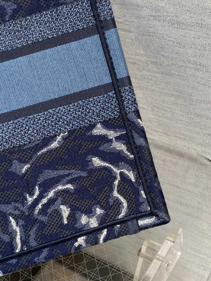 Handbag Dior size 36*18*28 cm