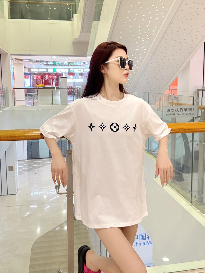 Clothes Louis Vuitton 436