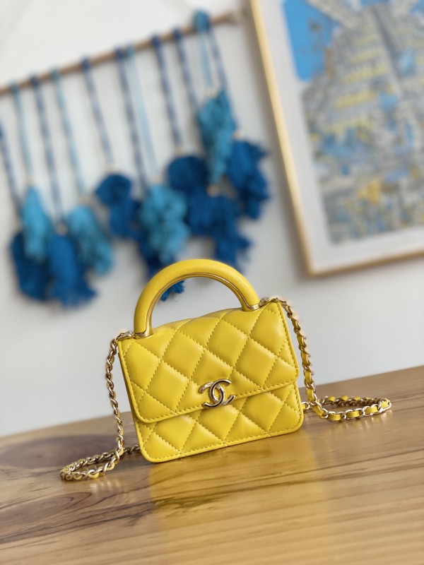 Handbag Chanel 81209 size 12.5 cm