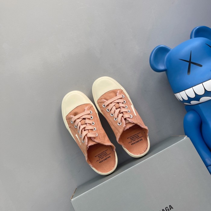 Balenciaga Paris Sneaker 2