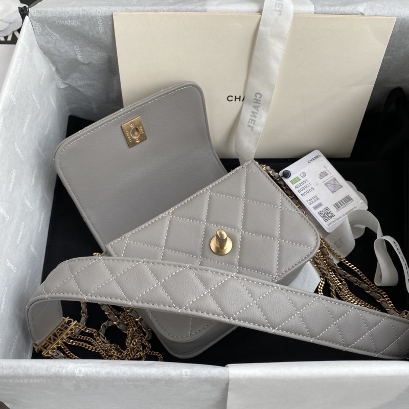 Handbag Chanel AS2051 size 12-15-6.5 cm.