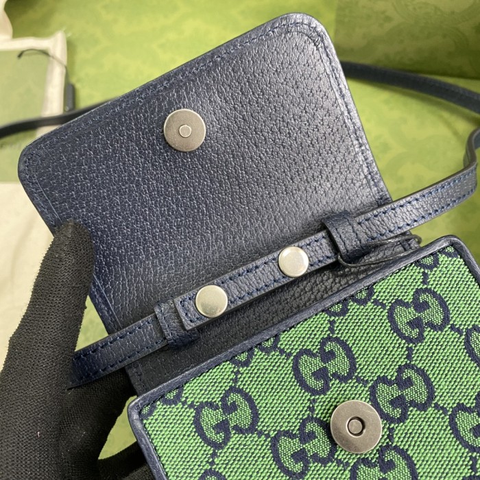 Handbag Gucci 657582 size 11.5*18*3.5 cm