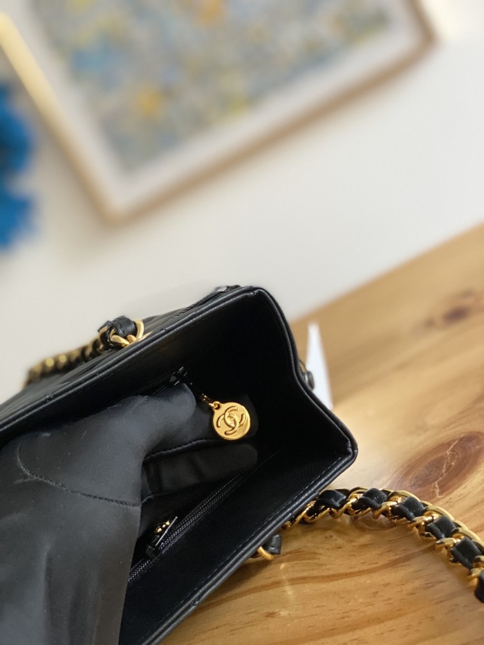 Handbag Chanel A98 size 28*9 *23 cm