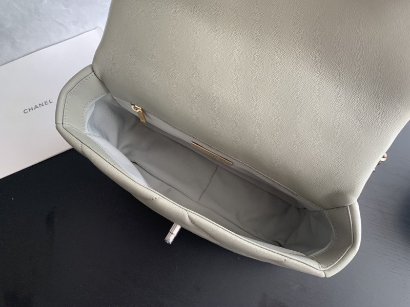 Handbag Chanel size 26cmx16cmx9 cm