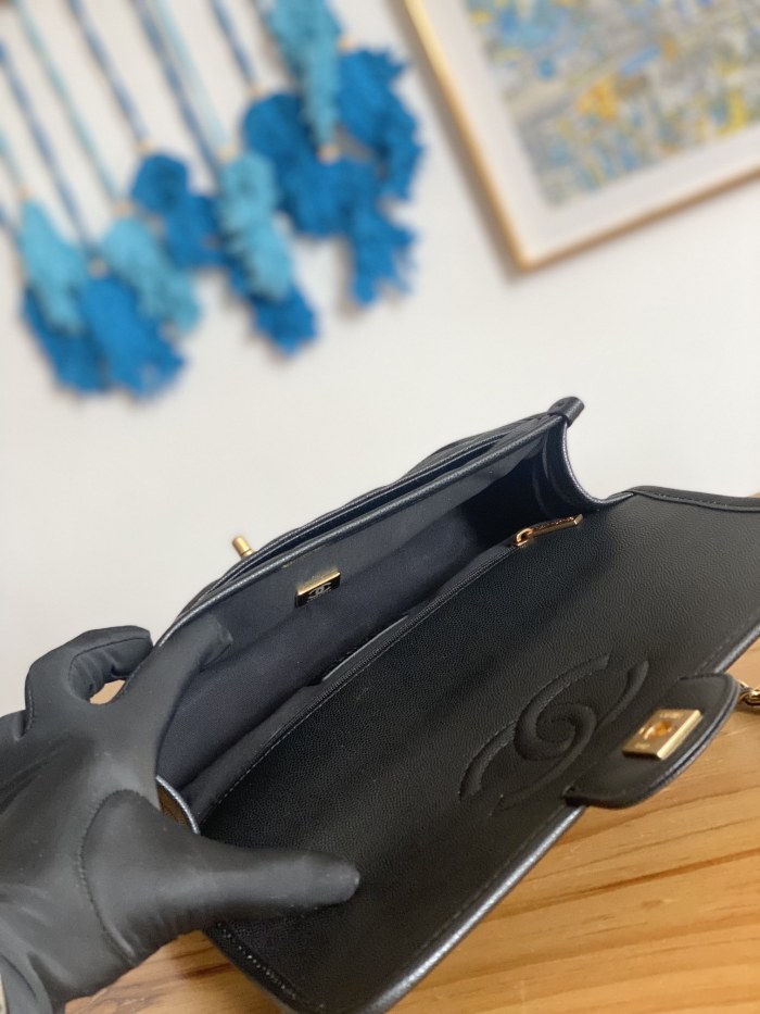 Handbag Chanel AS3653 size 25x21.5x7 cm