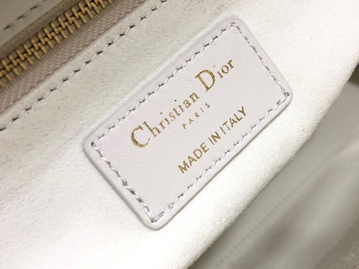 Handbag Dior M0566 size 32*25*11 cm