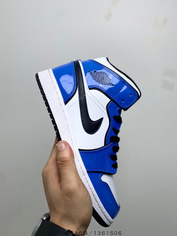 Jordan 1 Mid Signal Blue