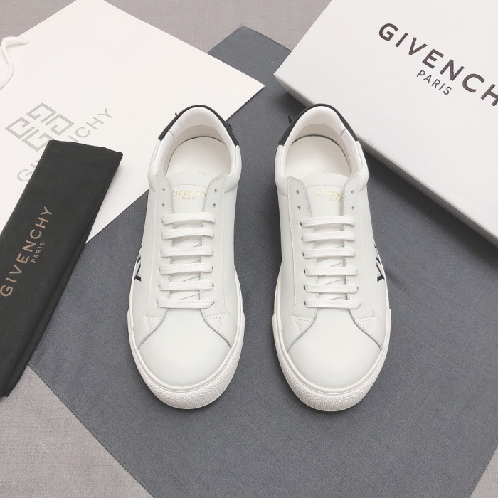 Givenchy Urban Street Logo-print Leather Sneakers 50