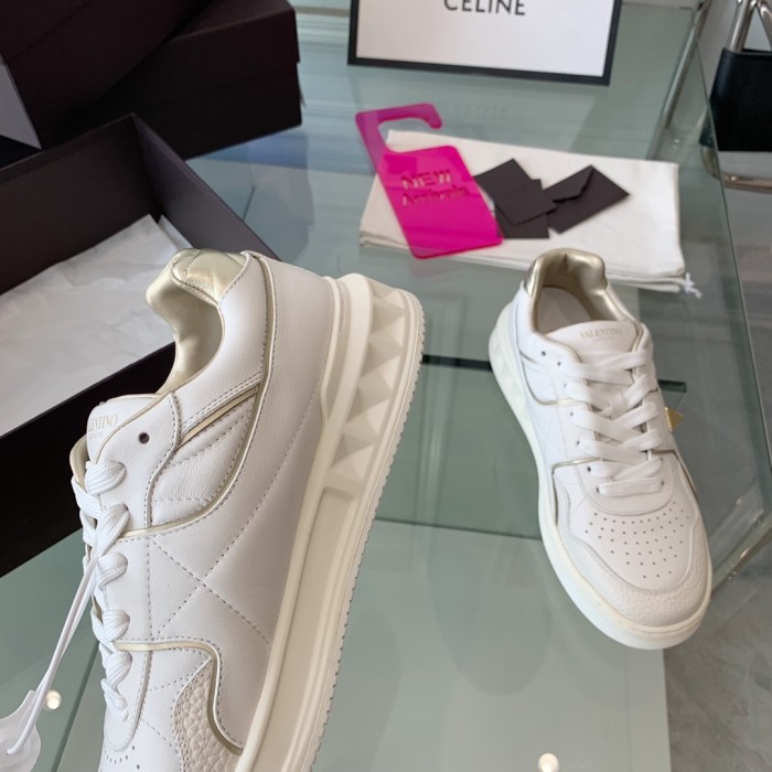 VALENTINO GARAVANI ONE STUD SNEAKER 5