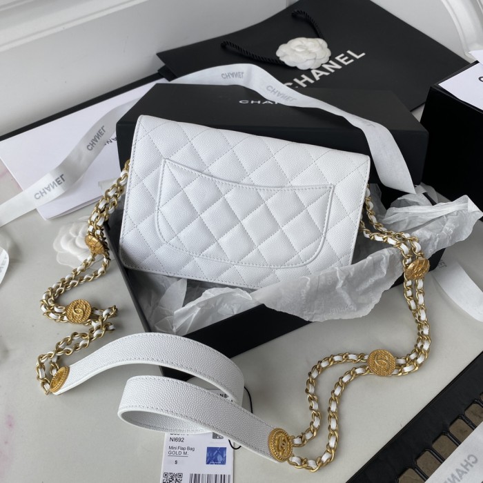 Handbag Chanel AP2840 size 12.3x19.2x3.5 cm