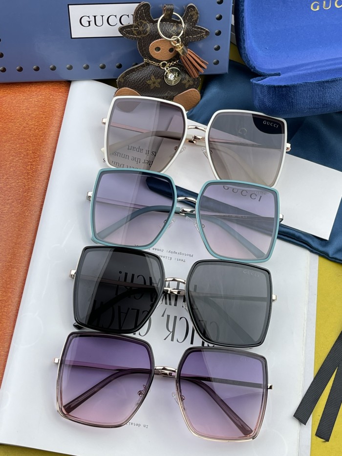 Sunglasses Gucci G9807