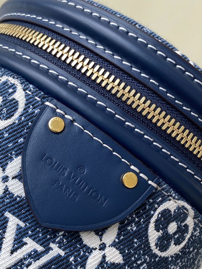 Handbag Louis Vuitton M43986 size 15.0x 17.0x 15.0 cm