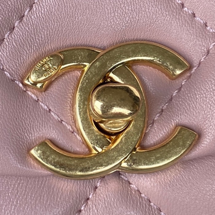 Handbag Chanel AS3366 size 20X9X13.5 Cm