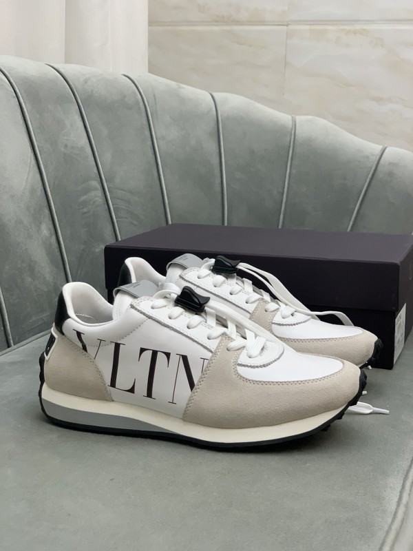 Valentino Garavani Low-top sneakers 7
