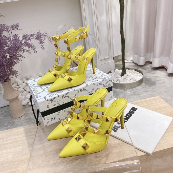 VALENTINO GARAVANI ROMAN STUD WOMEN 12