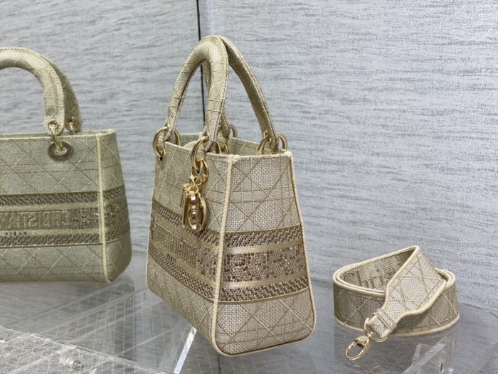 Handbag Dior size 24 cm