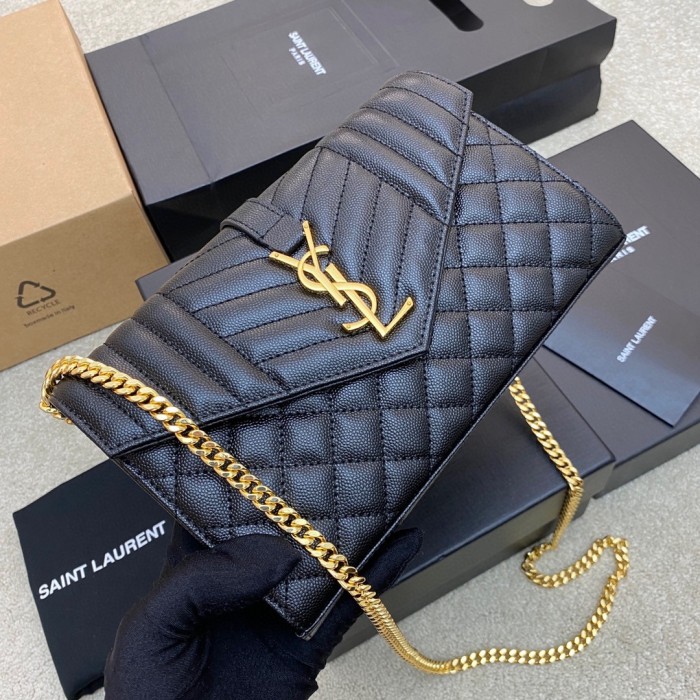 Handbags SAINT LAURENT 620280 size 22.5x14x4 cm