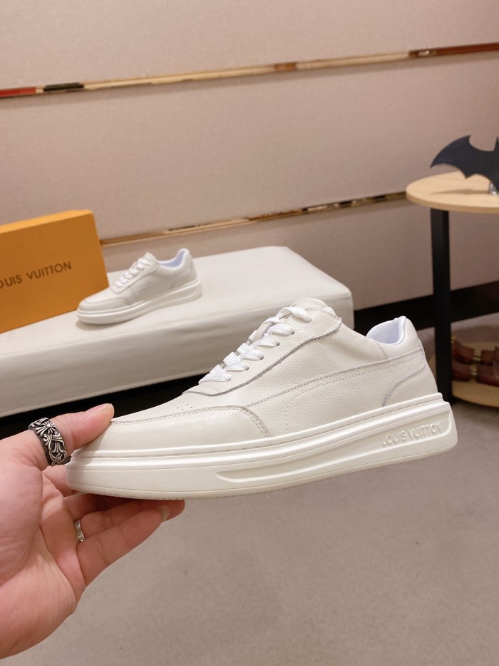 Louis Vuitton Low Top sneaker 125