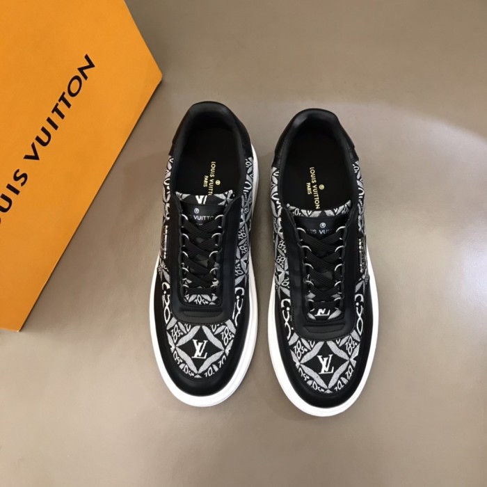 Louis Vuitton Low Top sneaker 1